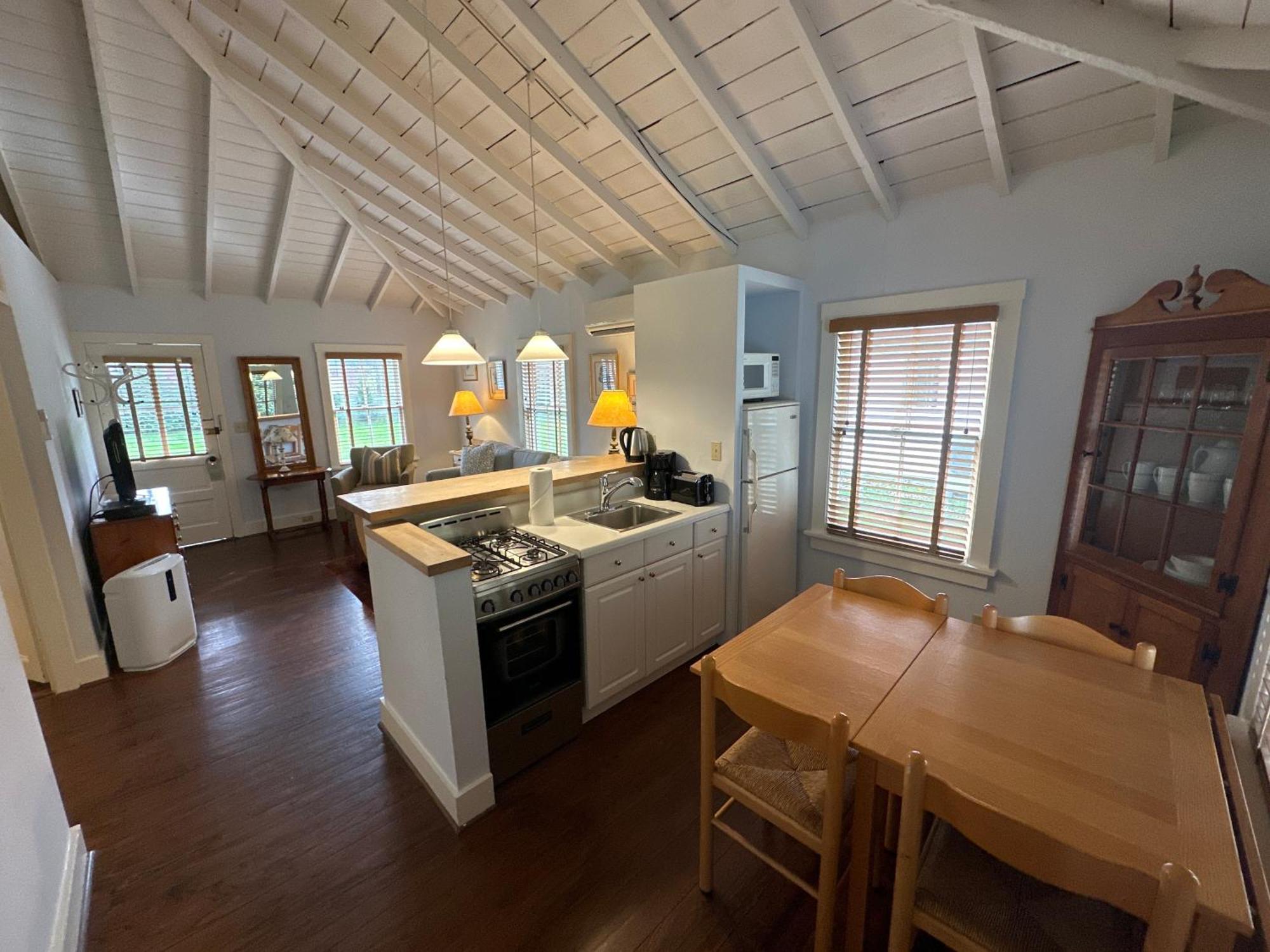 The 1708 House Bed and Breakfast Southampton Eksteriør billede