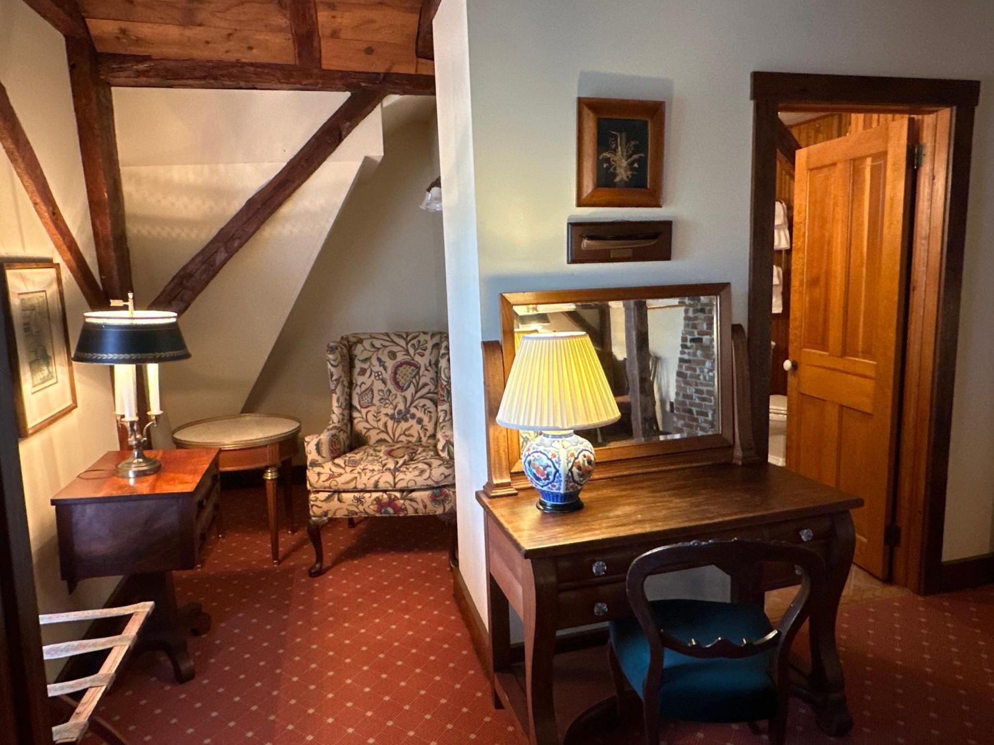 The 1708 House Bed and Breakfast Southampton Eksteriør billede