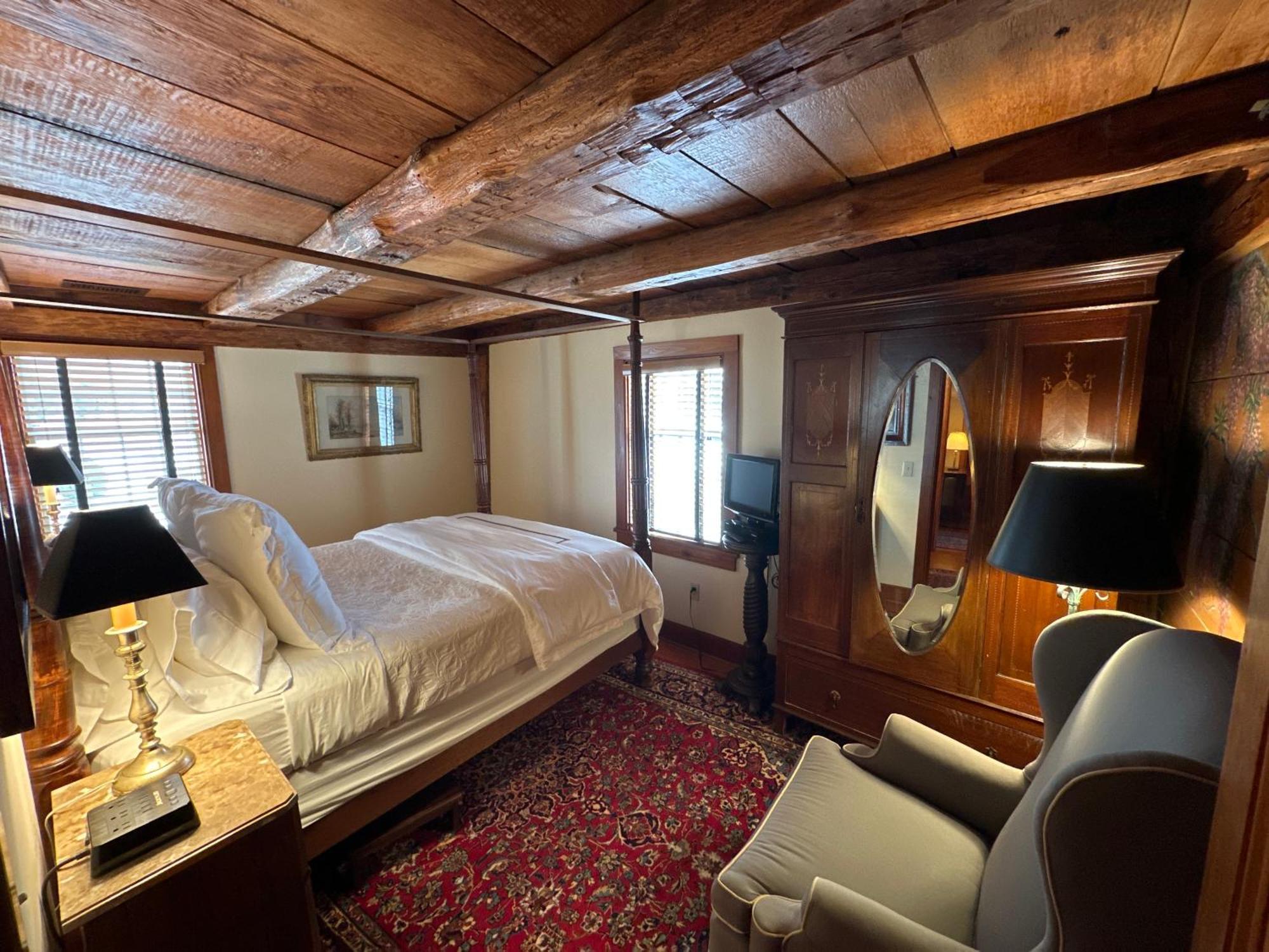 The 1708 House Bed and Breakfast Southampton Eksteriør billede
