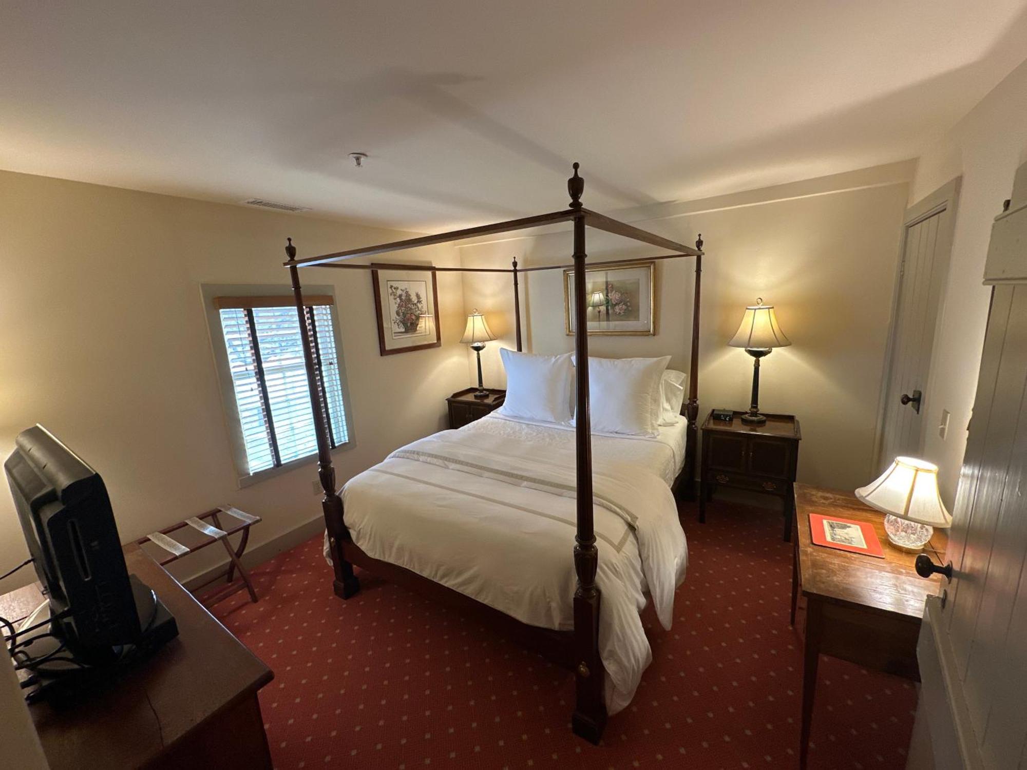 The 1708 House Bed and Breakfast Southampton Eksteriør billede