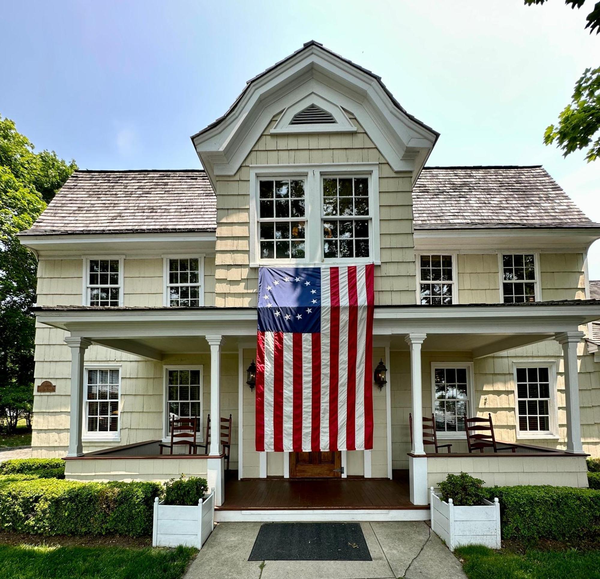 The 1708 House Bed and Breakfast Southampton Eksteriør billede